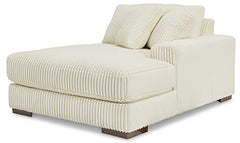Lindyn Sectional with Chaise - Sanctuary Home Furnishings (CA)*