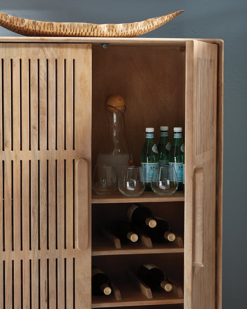 Pellamour Bar Cabinet - Sanctuary Home Furnishings (CA)*
