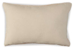 Abreyah Pillow