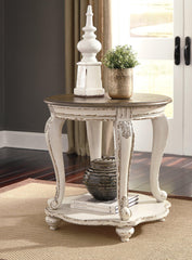 Realyn End Table Set