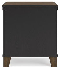 Shawbeck Nightstand