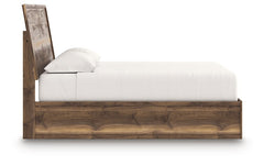 Chirason Bed - Sanctuary Home Furnishings (CA)*