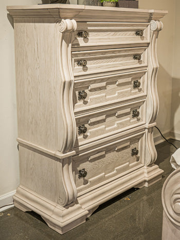 Bruchandi Chest of Drawers - Sanctuary Home Furnishings (CA)*