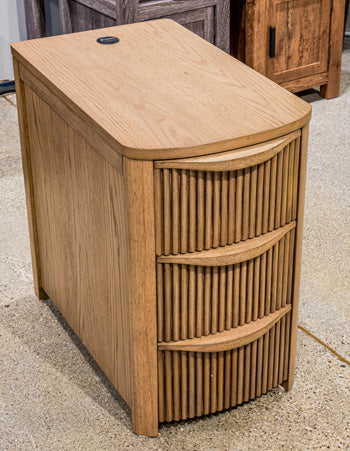 Camdill Chairside End Table - Sanctuary Home Furnishings (CA)*