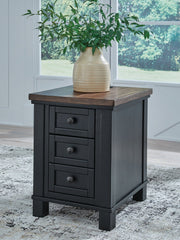 Wildenauer Chairside End Table - Sanctuary Home Furnishings (CA)*