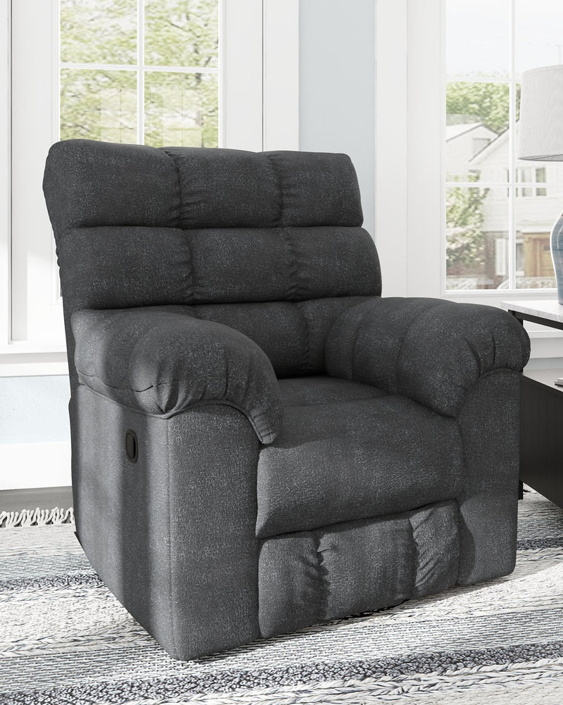 Wilhurst Signature Design by Ashley Recliner image