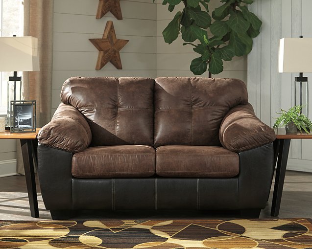 Gregale Signature Design by Ashley Loveseat image