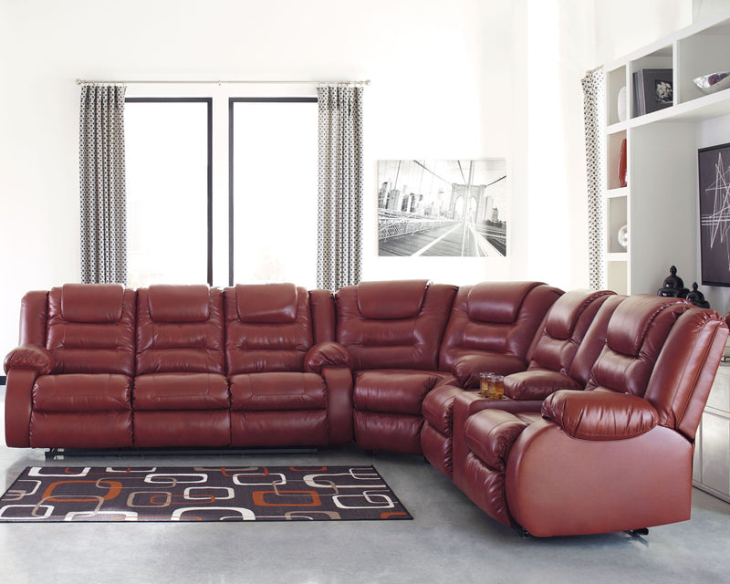 Vacherie Signature Design by Ashley 3-Piece Reclining Sectional image