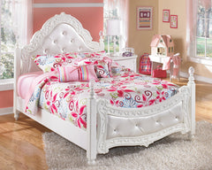 Exquisite Signature Design by Ashley Bed image