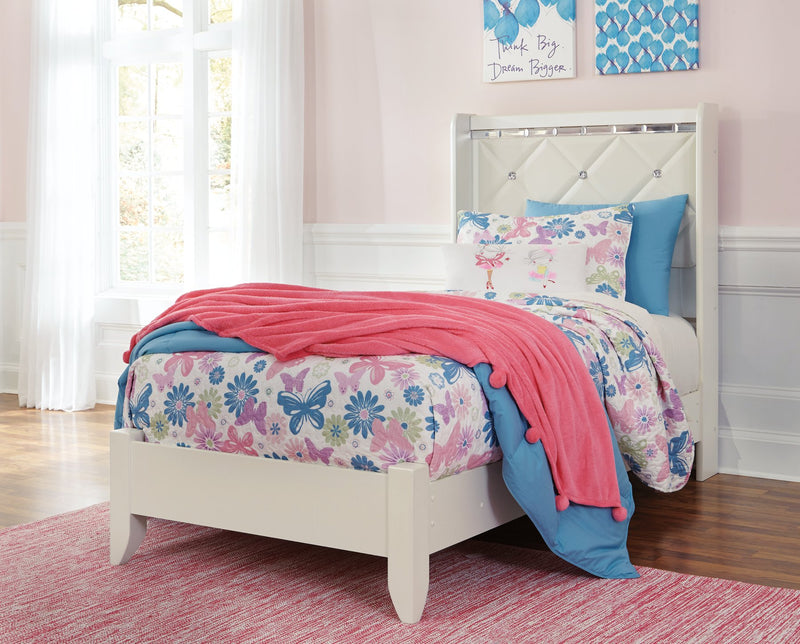 Dreamur Signature Design by Ashley Bed