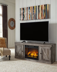 Wynnlow Signature Design by Ashley TV Stand