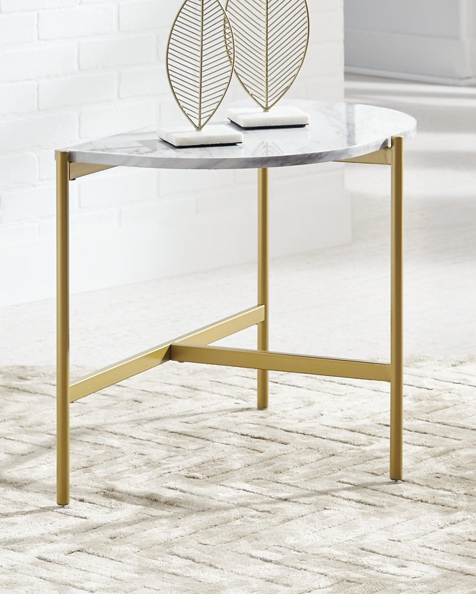 Wynora Signature Design by Ashley Chair Side End Table image